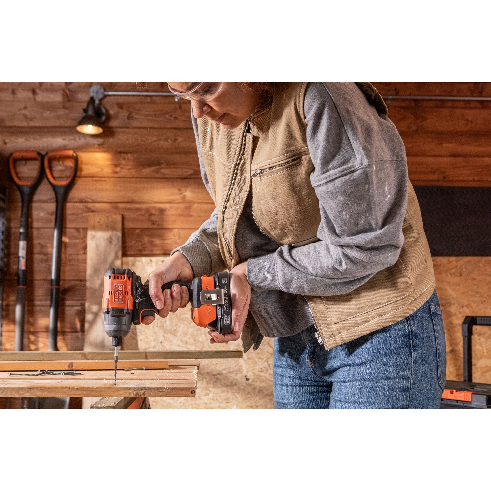20V MAX* POWERCONNECT Cordless Brushless ?-in. Hex Impact Driver Kit (Battery & Charger Included) - Image 2