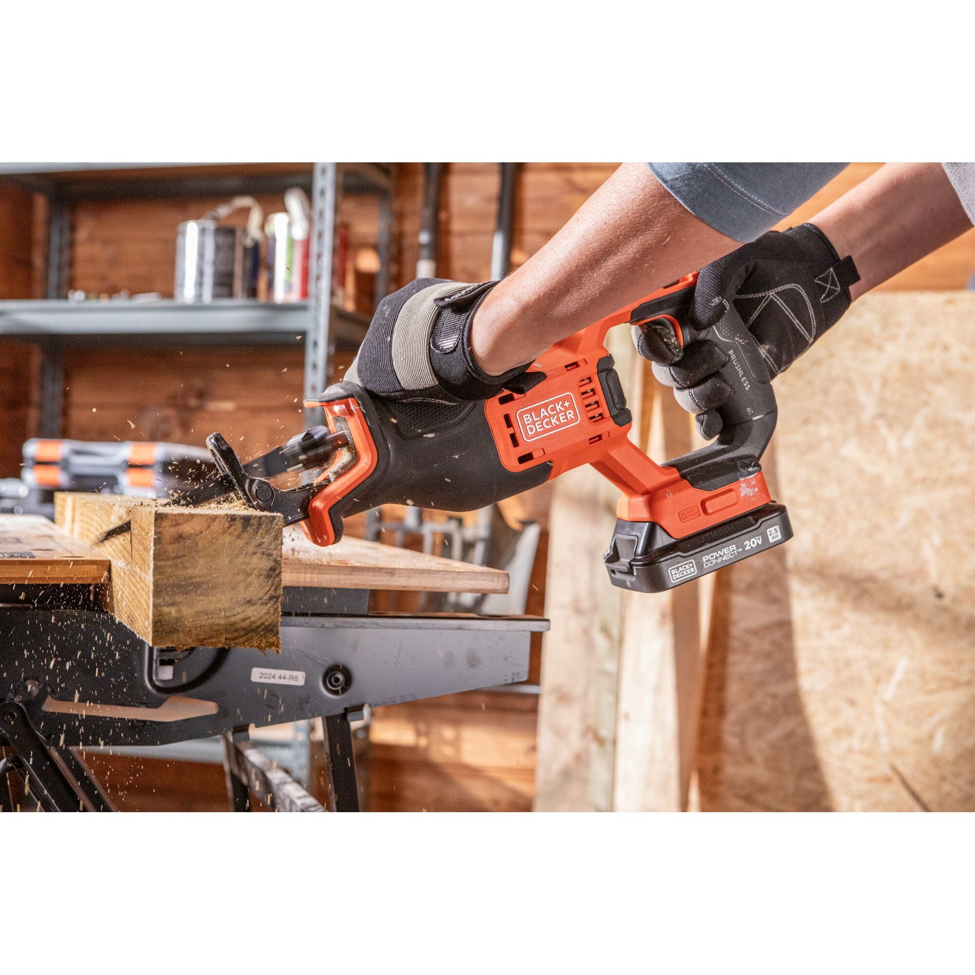 20V MAX* POWERCONNECT Cordless Brushless Reciprocating Saw Kit (Battery & Charger Included) - Image 2